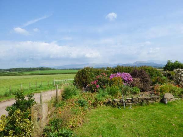 Surprise View Villa Holmrook Exterior photo